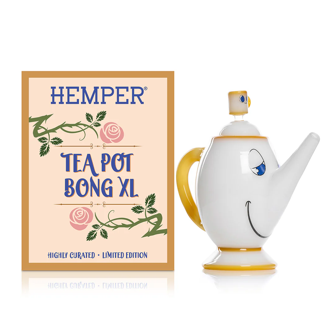 250225_HEMPER_TEA_POT_XL_BONG_WITHBOX_001_1080x1080_7ec9822c-8aad-45a2-a7c0-c829e2bbbd8f.jpg